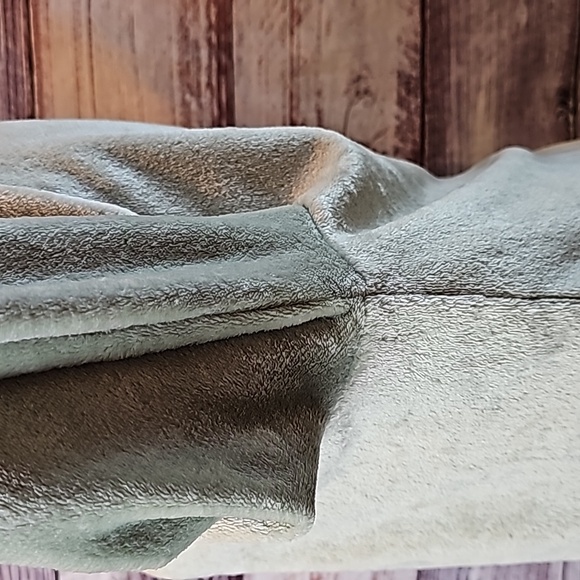 NWT FIFTH♡SUN PLUSH BUTTERFLY TWO-PIECE LOUNGE SET - Picture 4 of 16